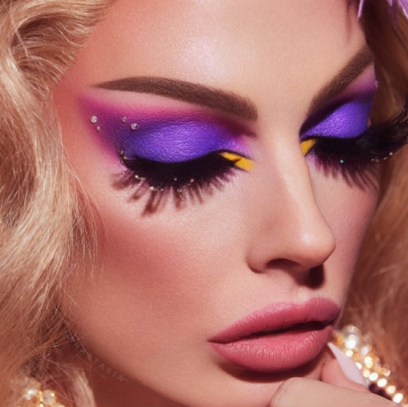 🌹ABH/ Alyssa Edwards Palette!! Free Lipstick! 💋 - Picture 9 of 11